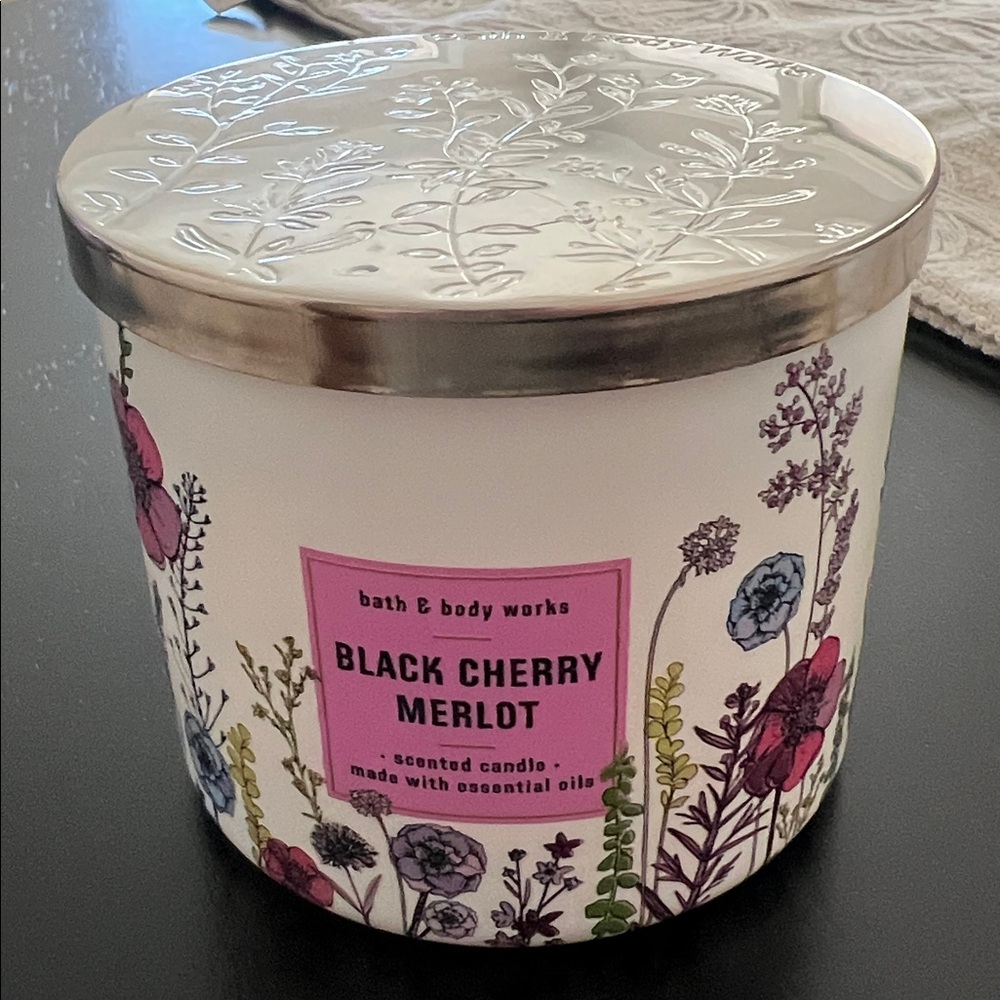 Bath & Body Works Floral Black Cherry Merlot Candle